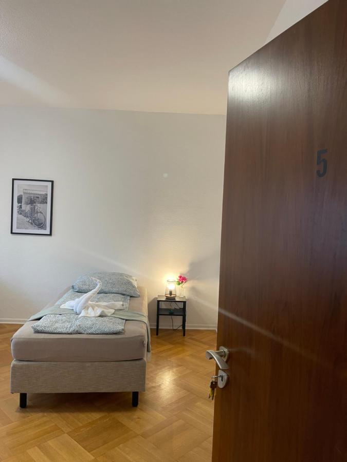 Comfortable Shared Apartment With Private Room In Wesseling Luaran gambar