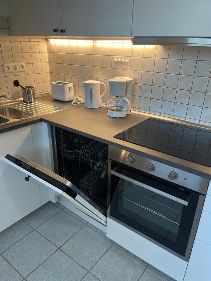Comfortable Shared Apartment With Private Room In Wesseling Luaran gambar