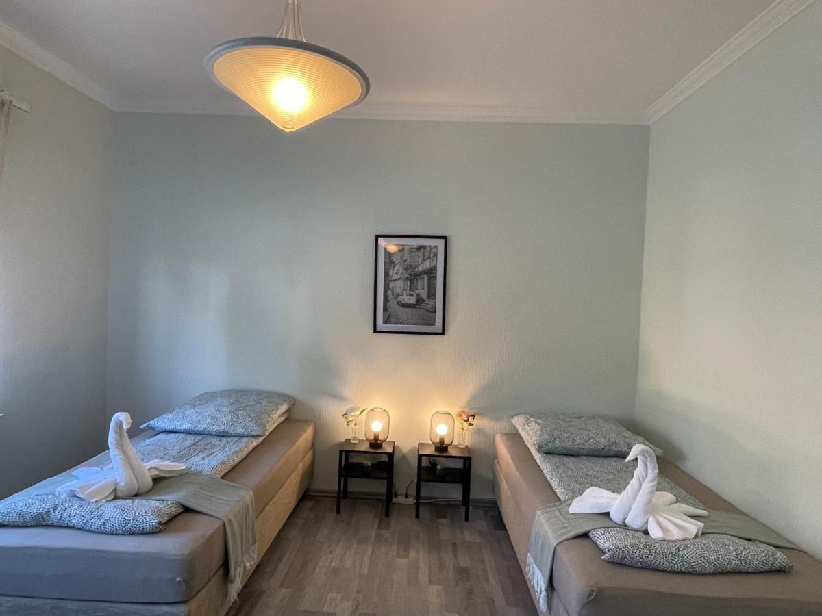 Comfortable Shared Apartment With Private Room In Wesseling Luaran gambar