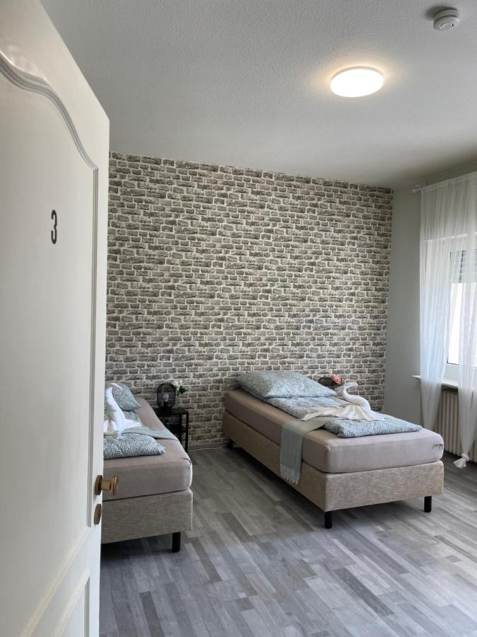 Comfortable Shared Apartment With Private Room In Wesseling Luaran gambar